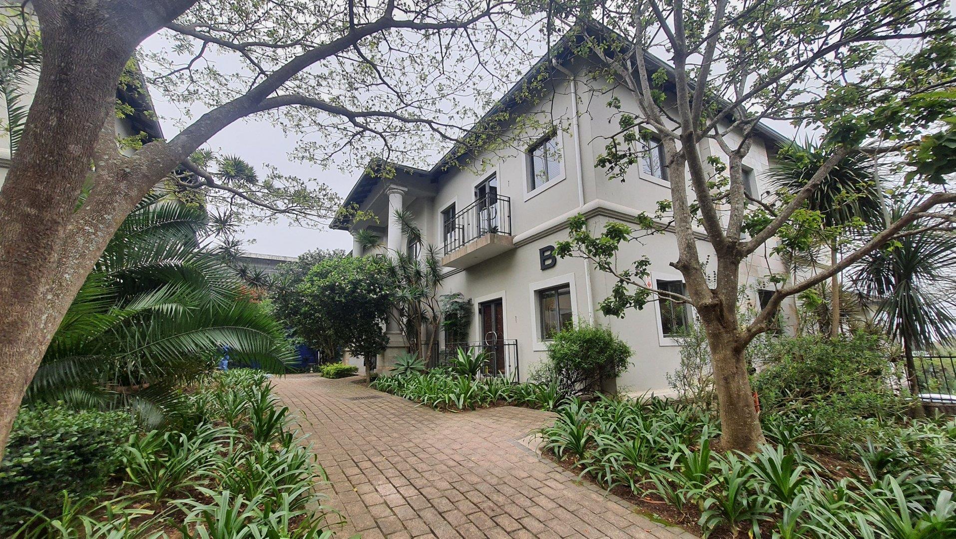 Commercial property to rent in Hillcrest Central P24111786968