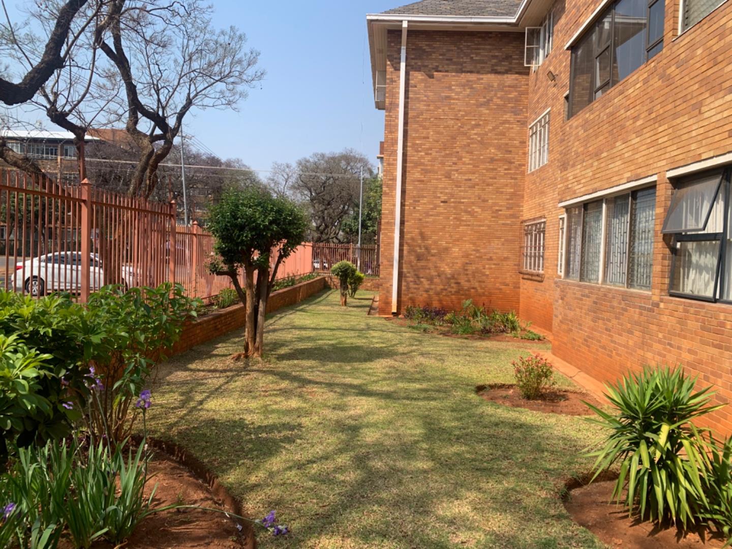 2 Bedroom Apartment / flat for sale in Arcadia P24111790912