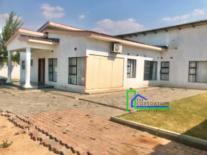 3 Bedroom House for Sale in Waterfalls