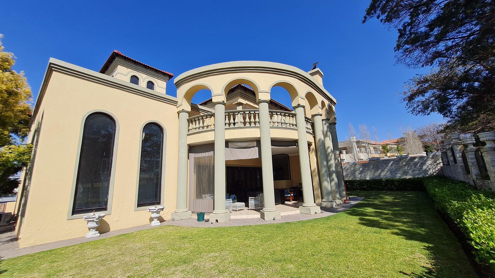 4.5 Bedroom House for sale in Blue Valley Golf Estate 42 Blue Valley