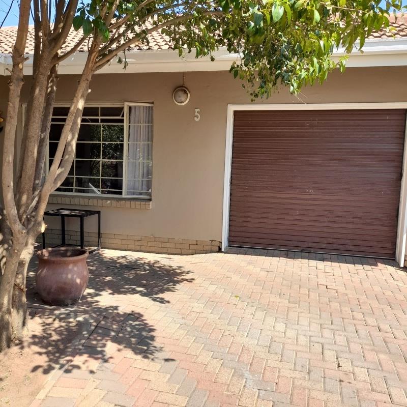 Kosmos Park Property Property and houses for sale in Kosmos Park