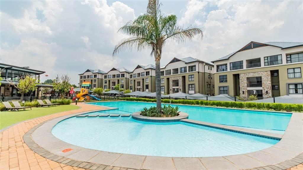 Waterfall, Midrand Property Apartments / flats for sale in Waterfall