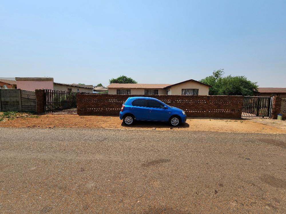 3 Bedroom House for sale in Eden Park P24111838937