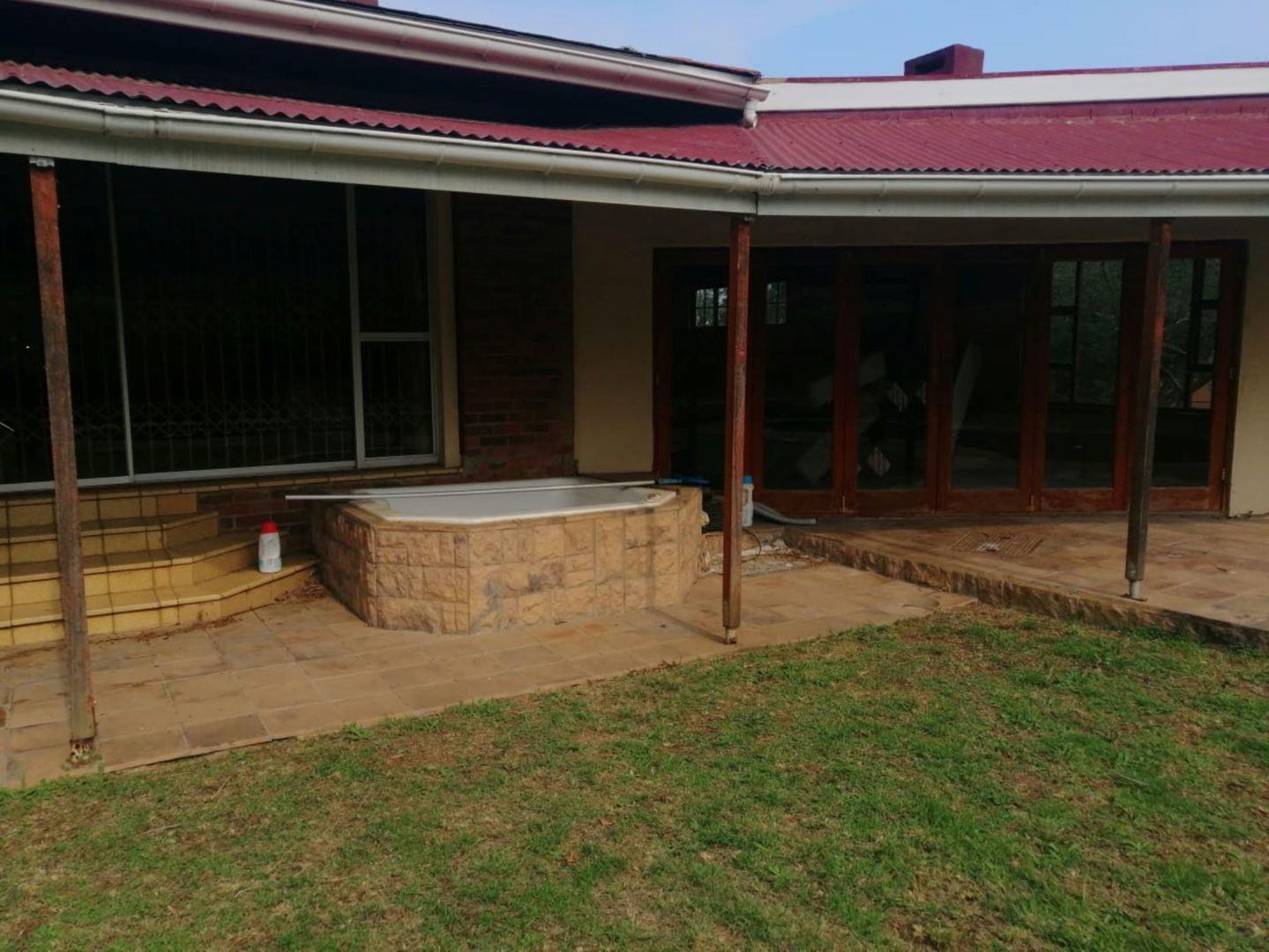 7 Bedroom House for sale in Fort Gale P24111834460