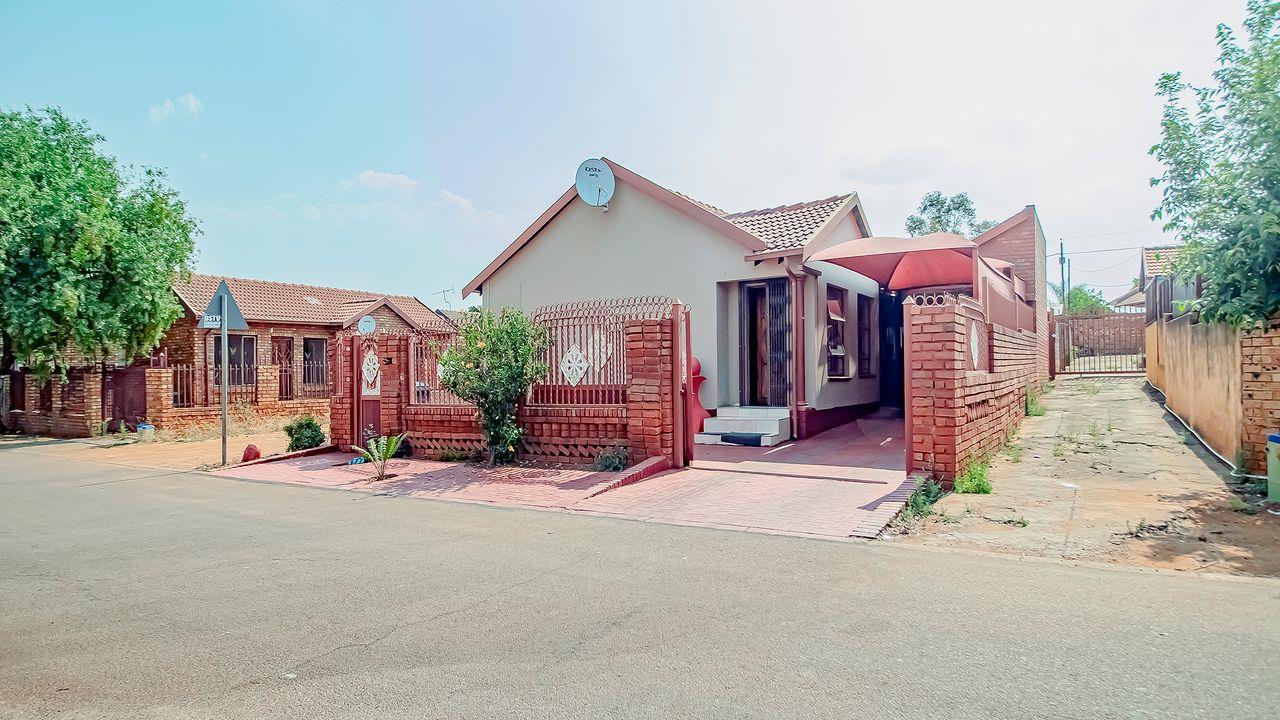 Philip Nel Park Property Property and houses for sale in Philip Nel