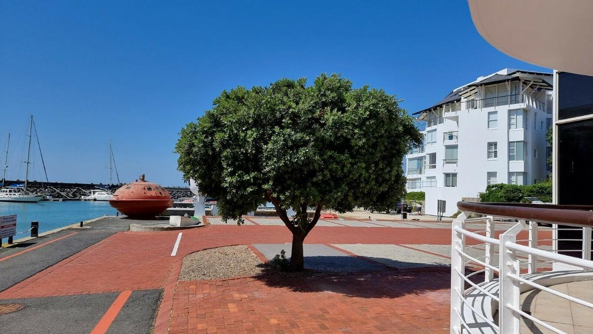 Commercial property to rent in Waterfront 3 Beach Road P24115092888