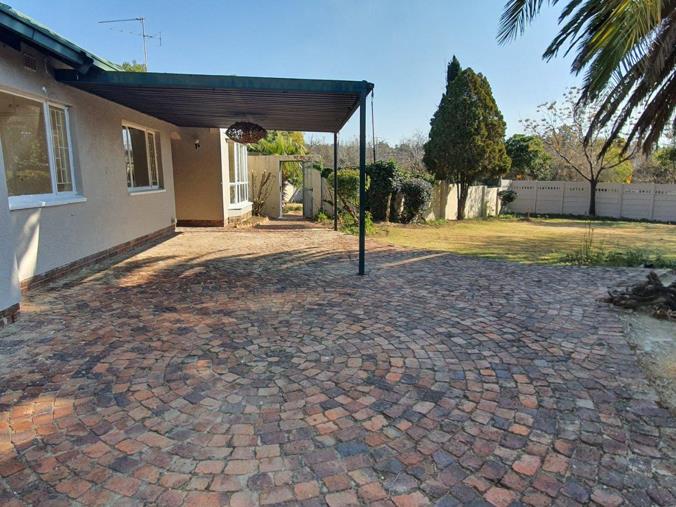 3 Bedroom House to Rent in Johannesburg North