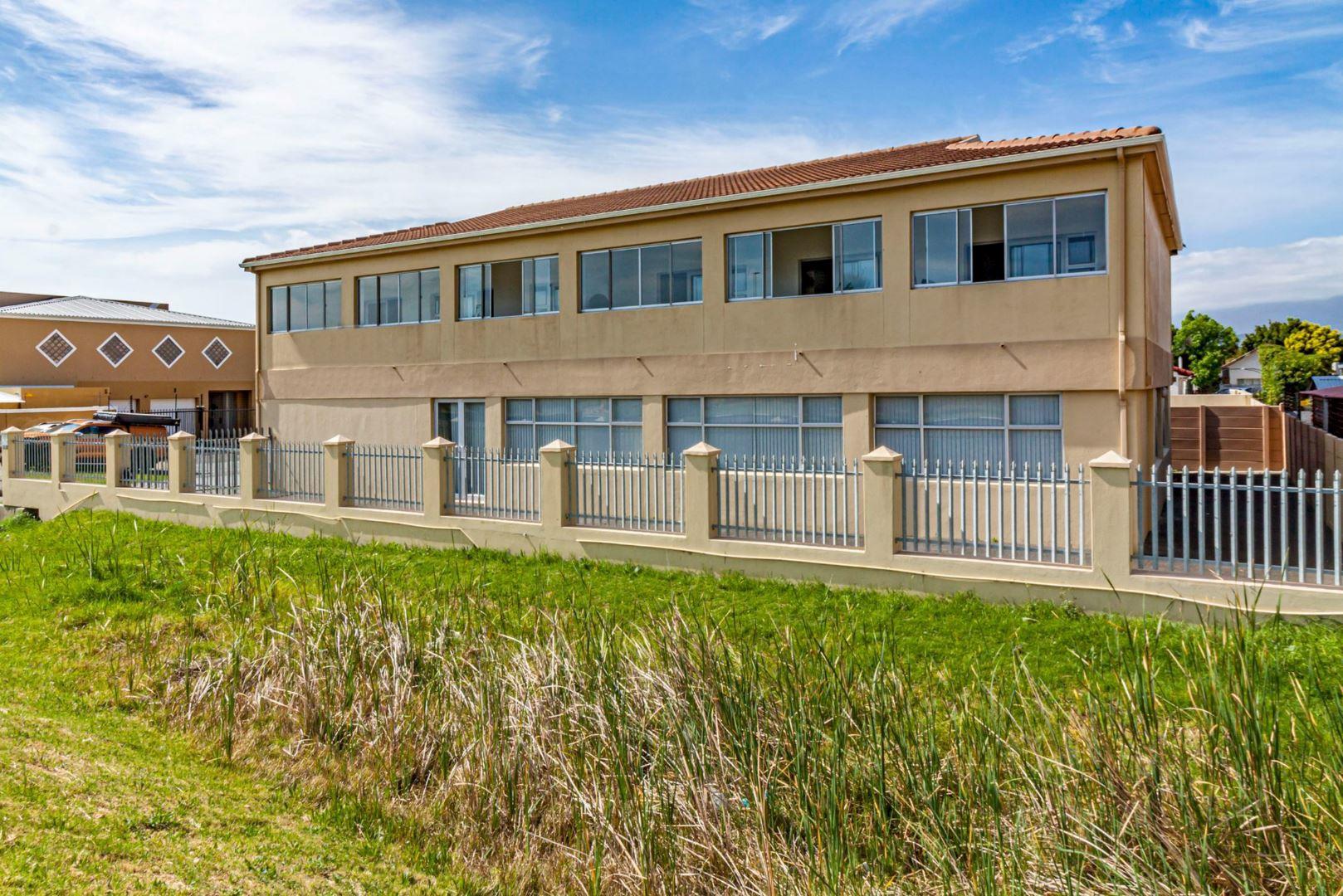 Gordons Bay Central Property Property and houses for sale in Gordons