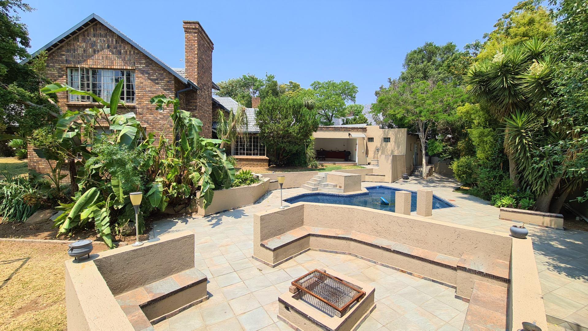 9 Bedroom House for sale in Khyber Rock P24114366708