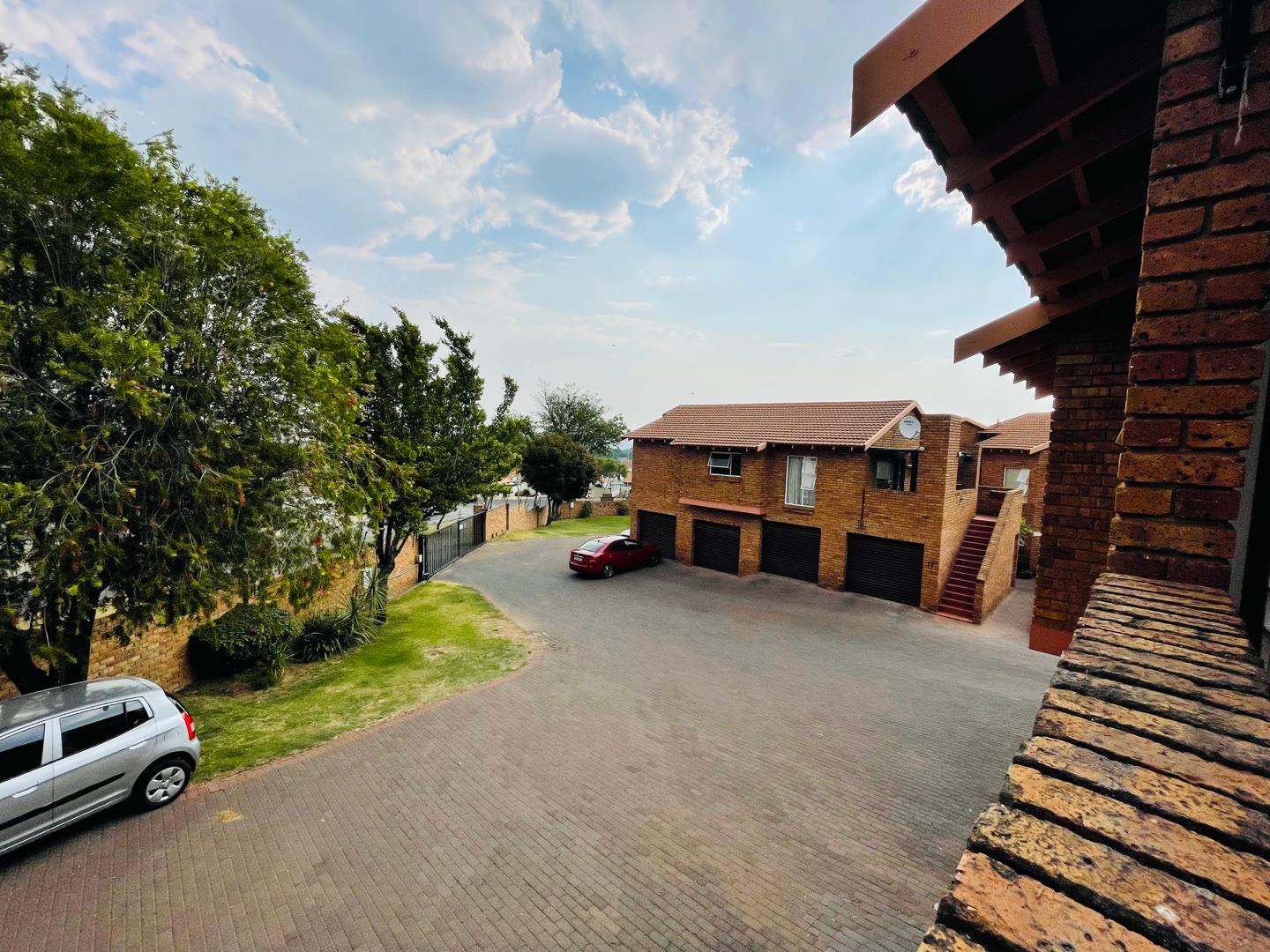 Halfway House Property Property and houses for sale in Halfway House