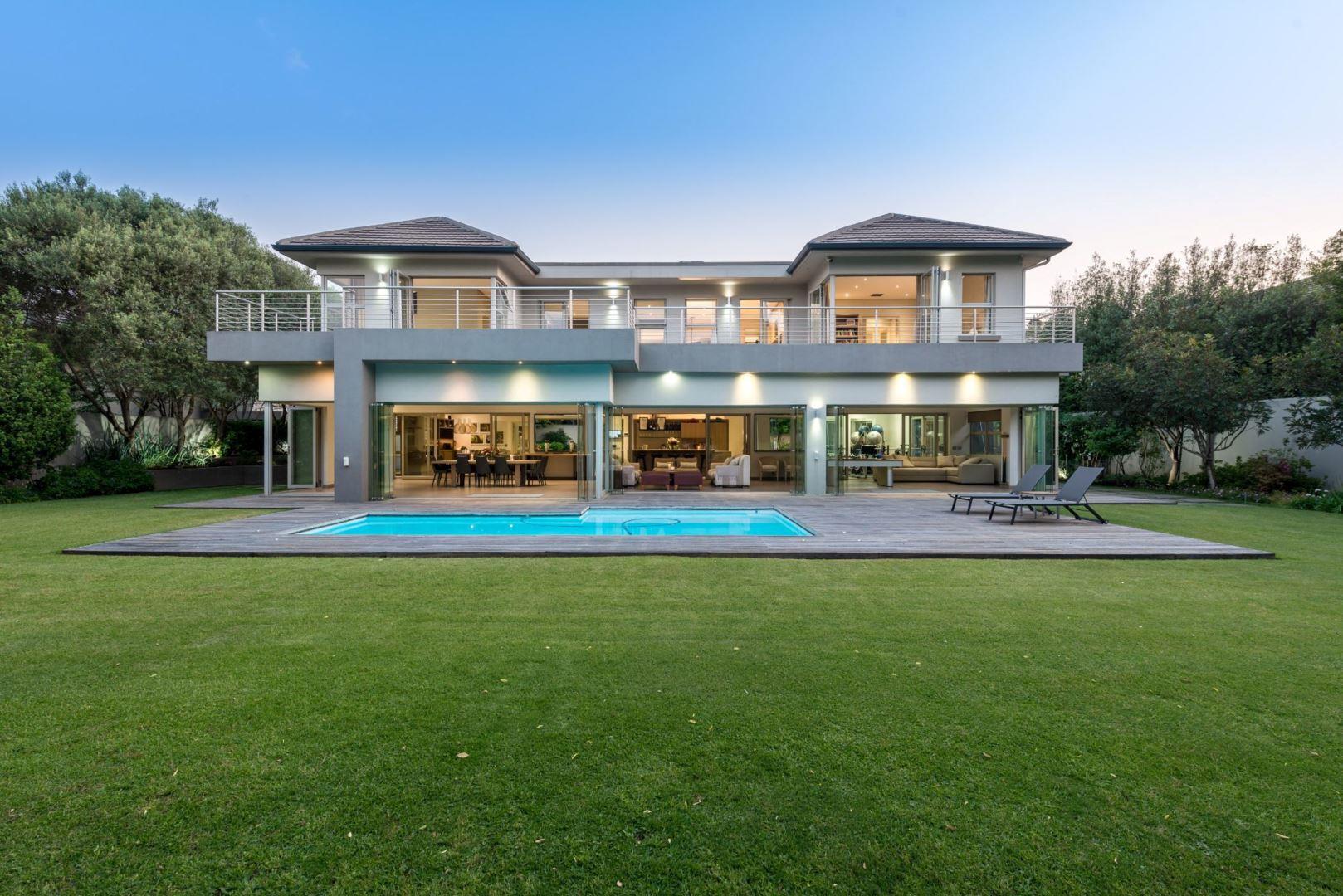 5 Bedroom House for sale in Hurlingham P24111859802