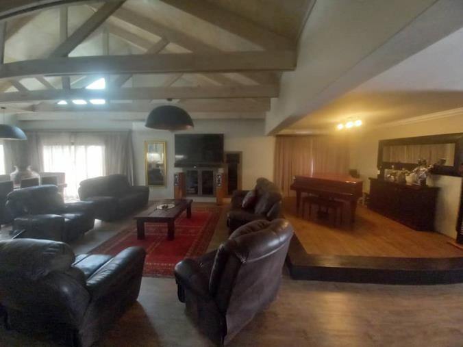 3 Bedroom House for Sale in Hage Heights