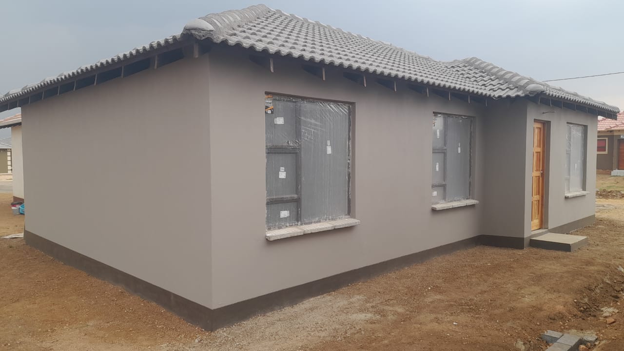 3 Bedroom House for sale in Crystal Park 22201 Lekwa Street P24