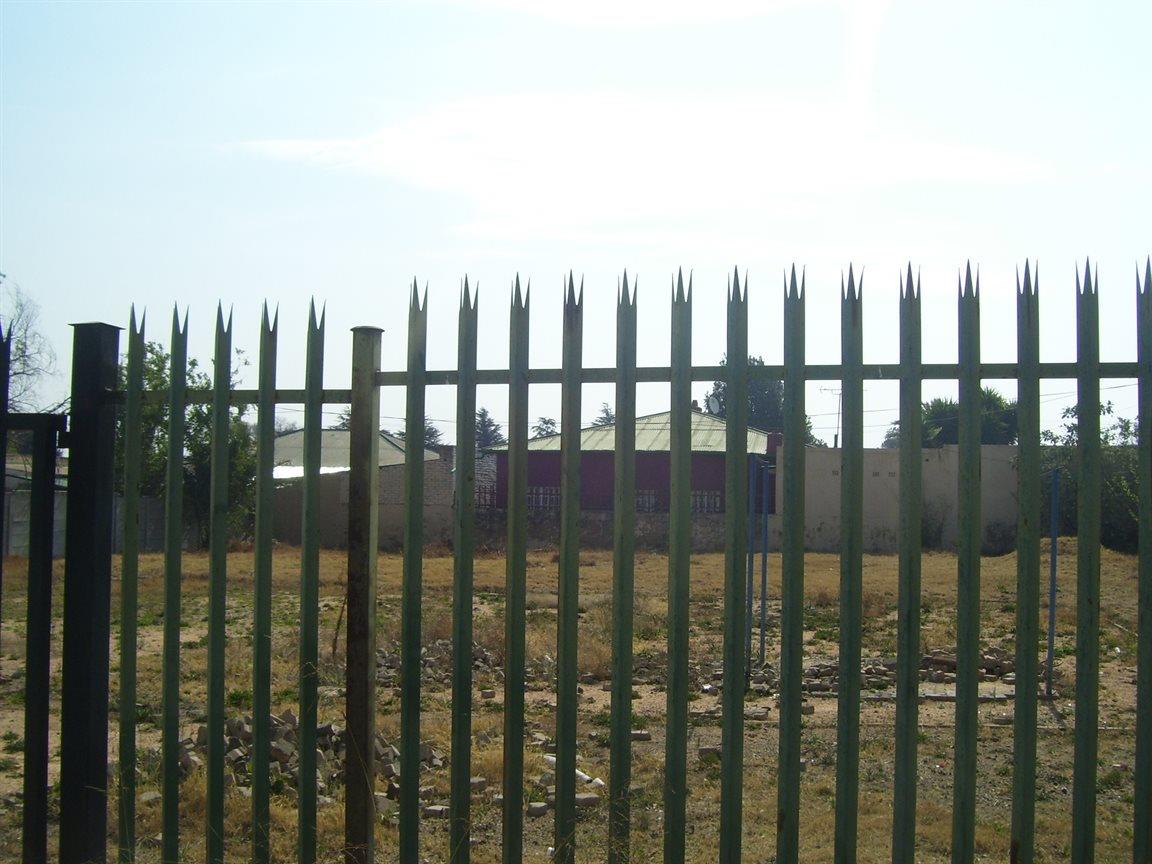 Vacant land / plot for sale in Randfontein Central P24103182692