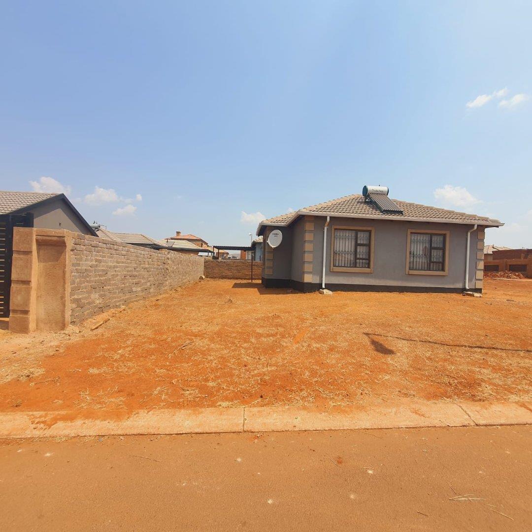 3 Bedroom House for sale in The Orchards P24111880235