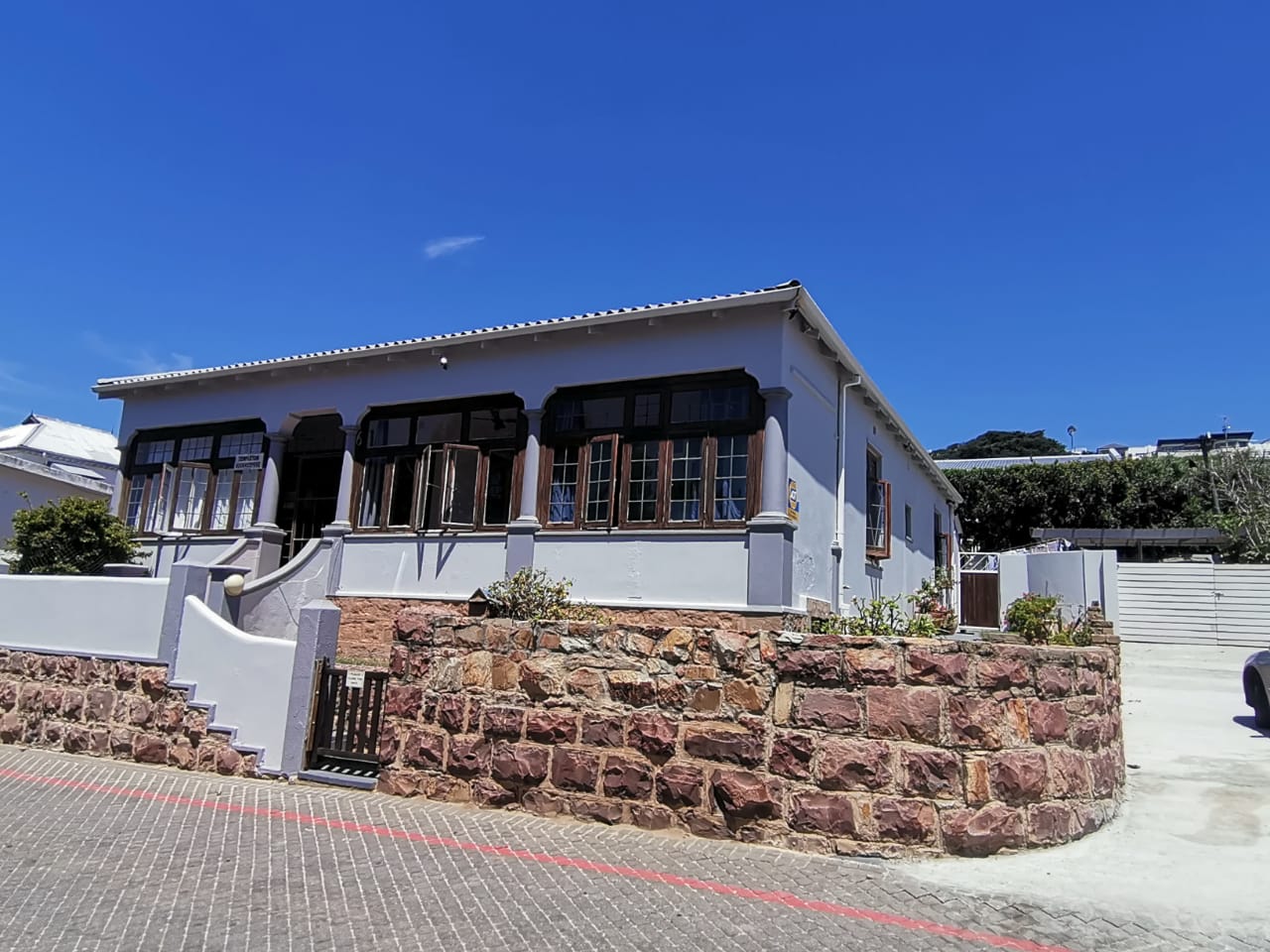 4 Bedroom House for sale in Mossel Bay Central 6 Riley P24111882175