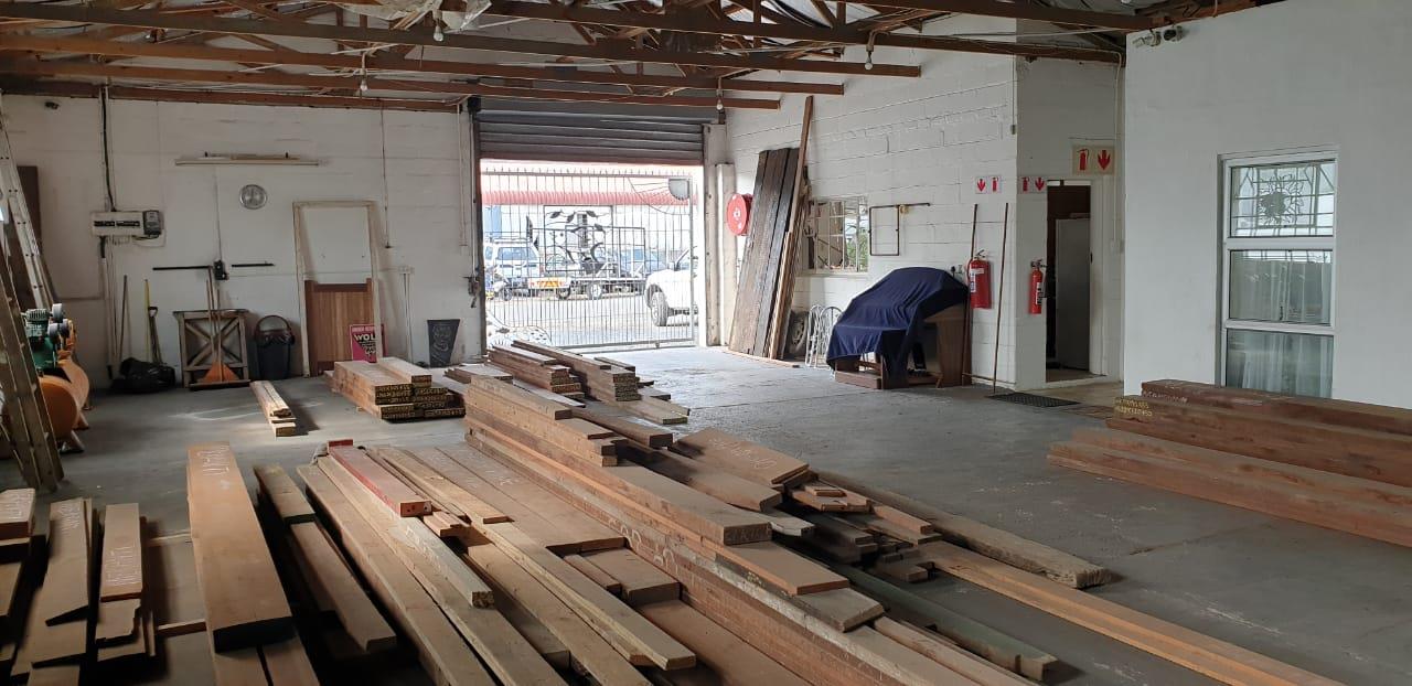 Commercial property for sale in Margate P24111927537