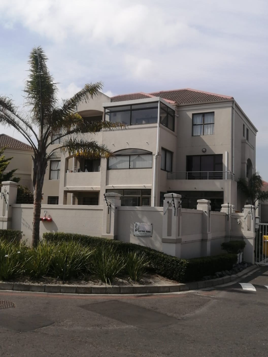 2 Bedroom Apartment / flat for sale in Vredekloof East P24112088545