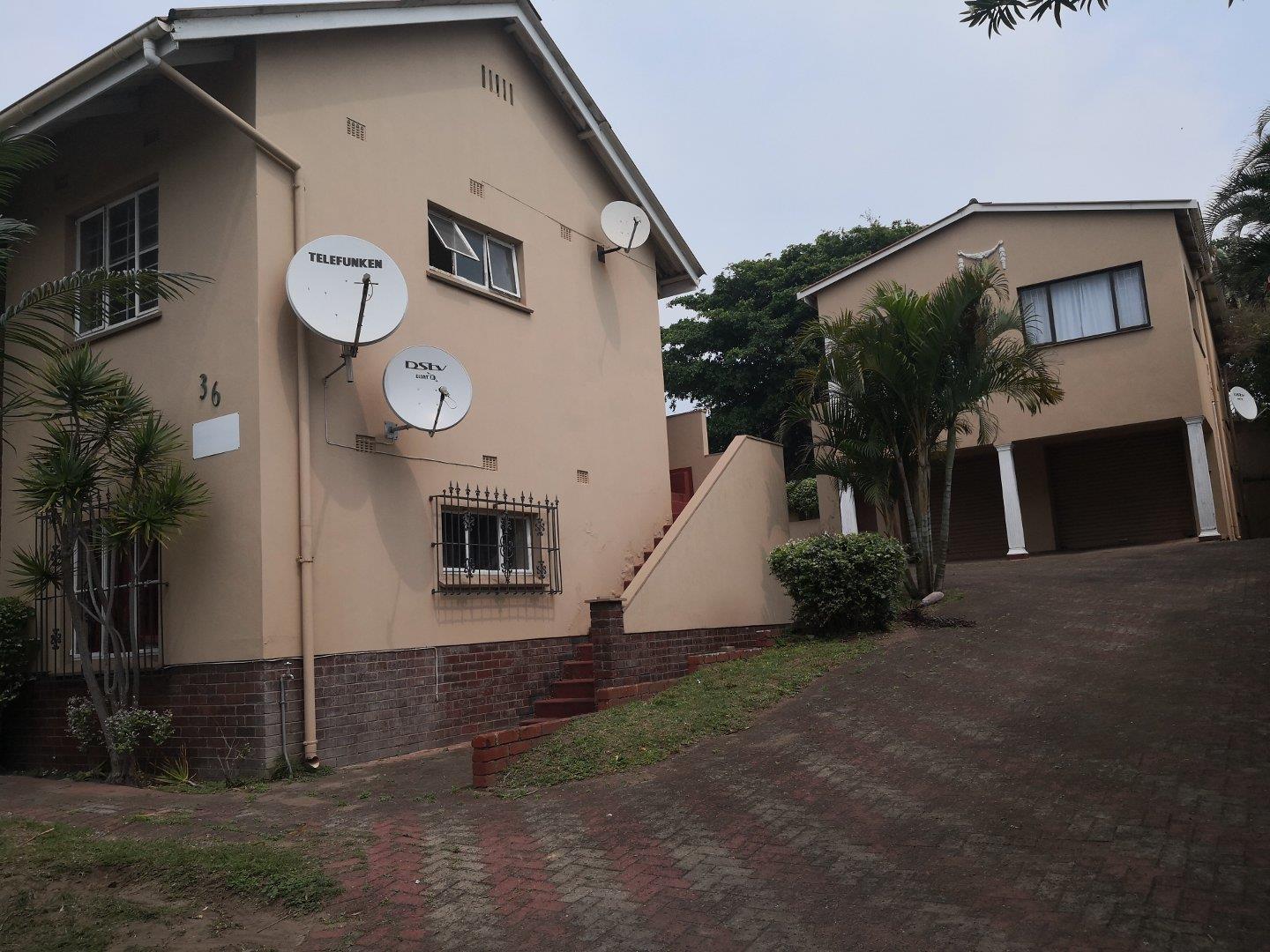 8 Bedroom House for sale in St Michaels On Sea P24111952605