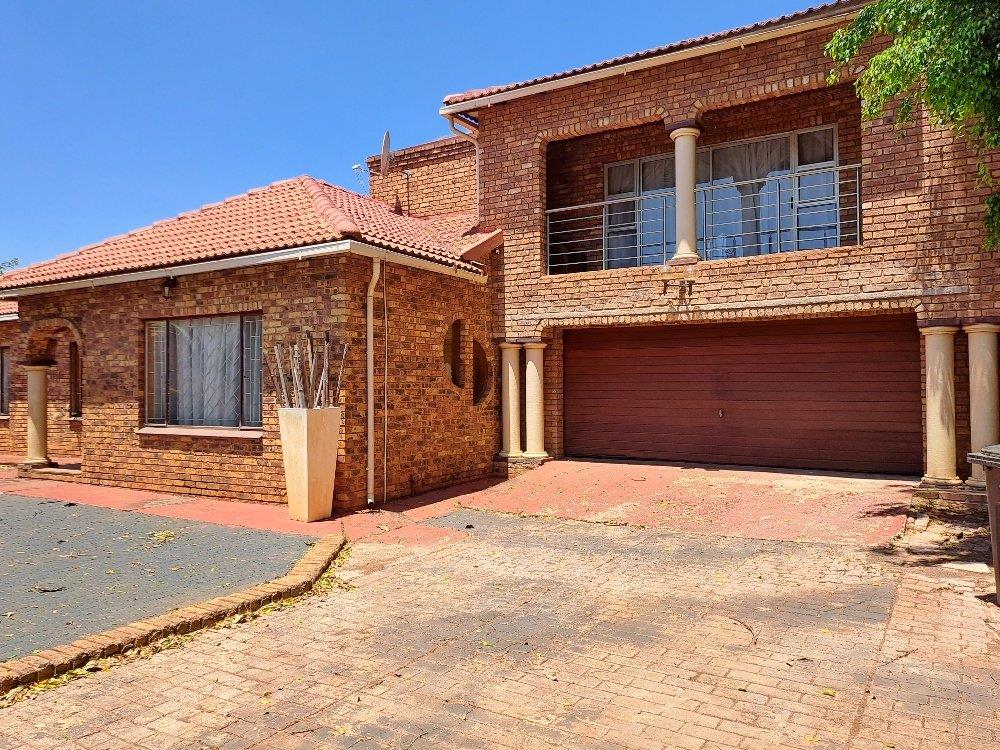 The Orchards Property Property and houses for sale in The Orchards