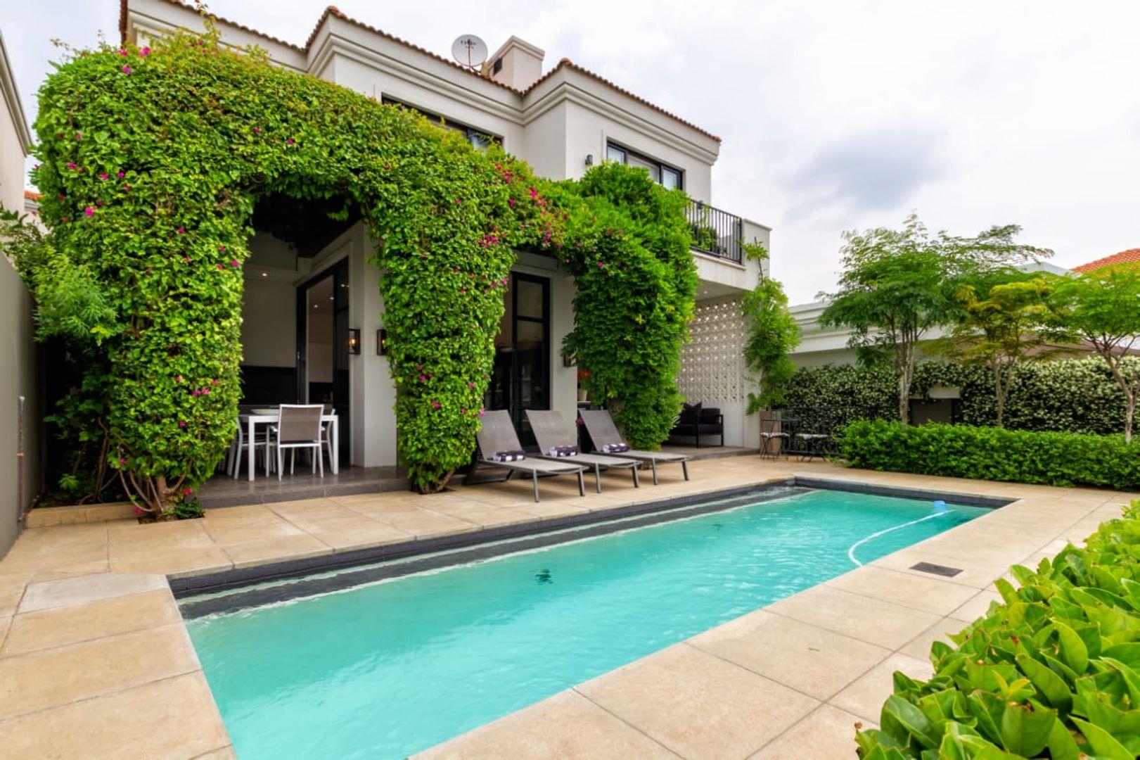 3 Bedroom House for sale in Hyde Park 1 Hyde Park Terrace, 56 1st