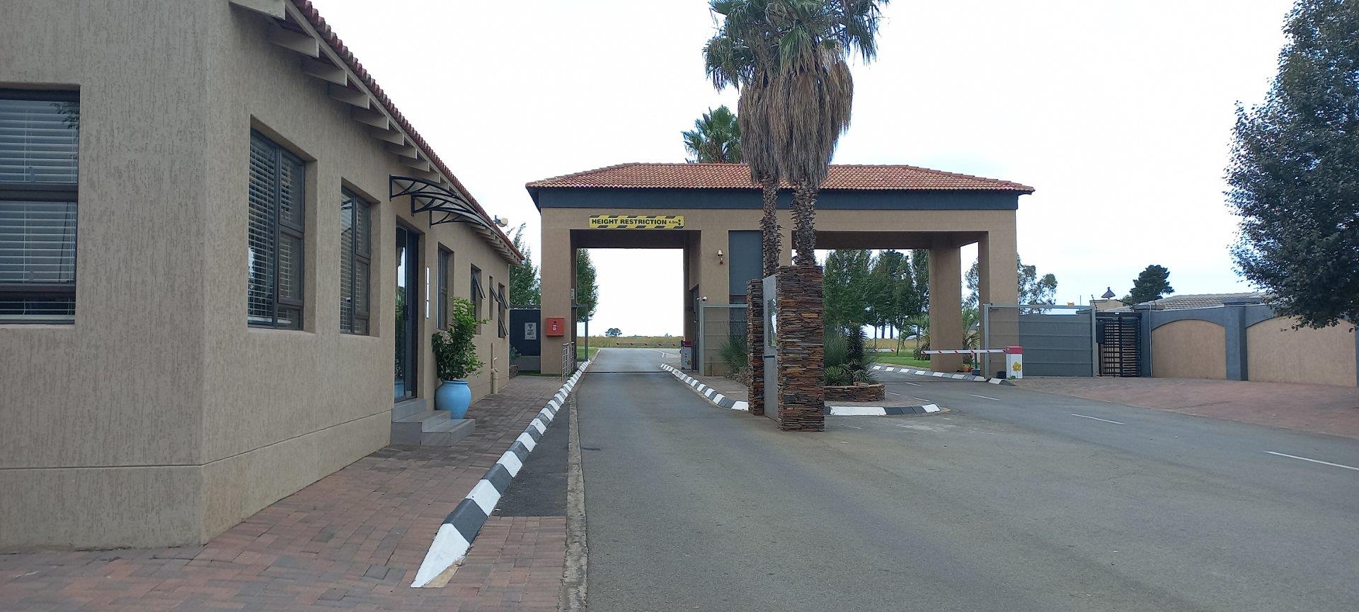 Vacant land / plot for sale in Eligwa Estate P24111970118