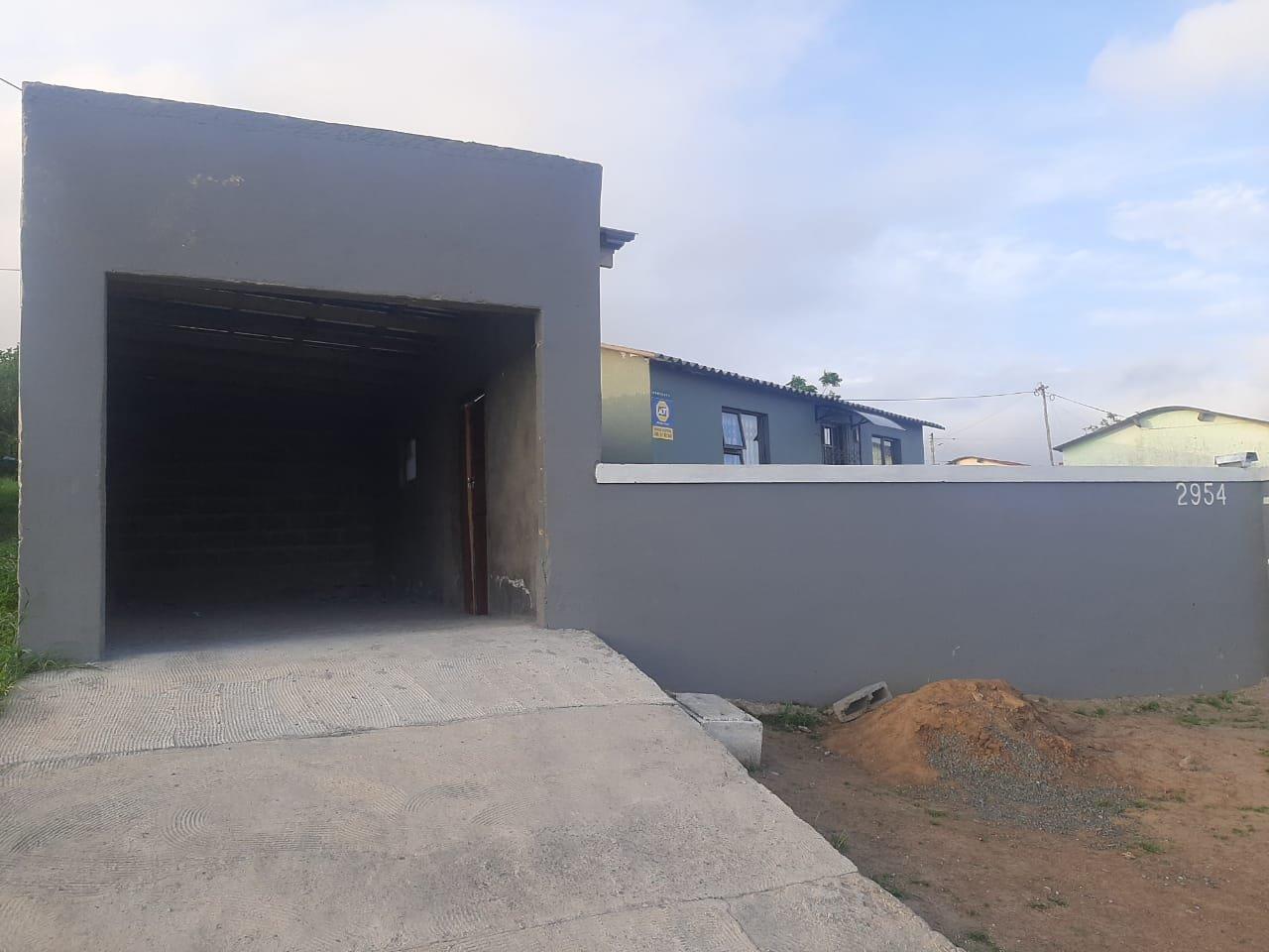 2 Bedroom House for sale in Mdantsane Nu 7 P24111975976