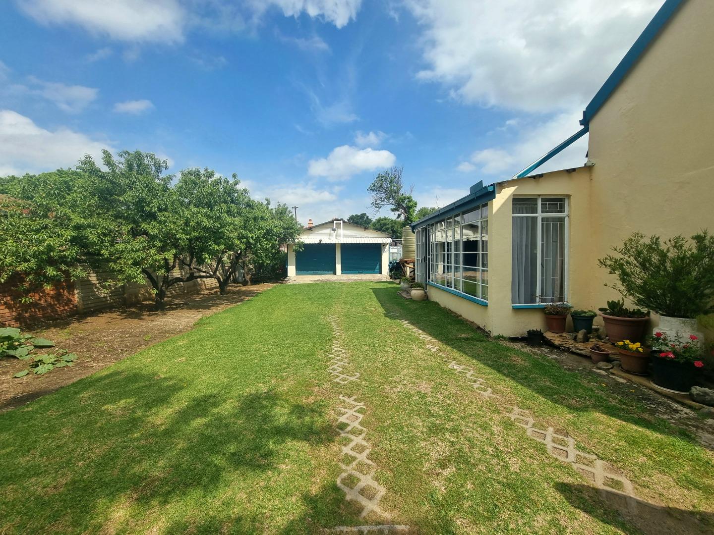 5 Bedroom House for sale in Harrismith P24111981729