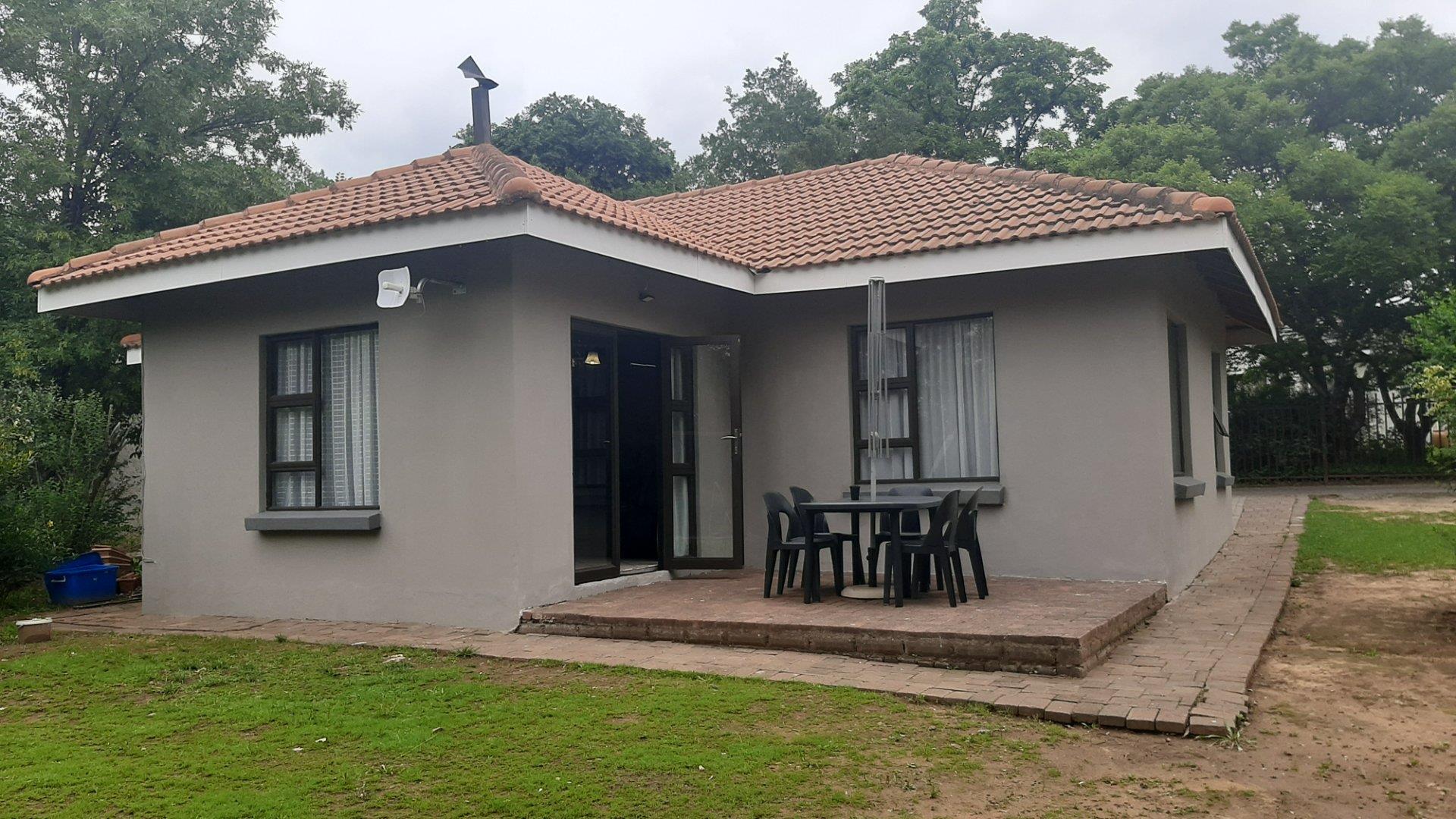 2 Bedroom House for sale in Loch Athlone P24111993953