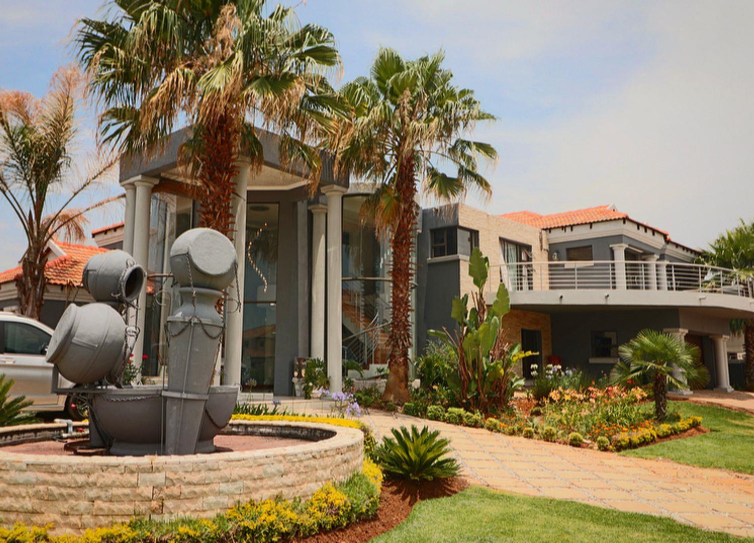 5 Bedroom House for sale in Xanadu 484 Hawk Eagle P24109367114