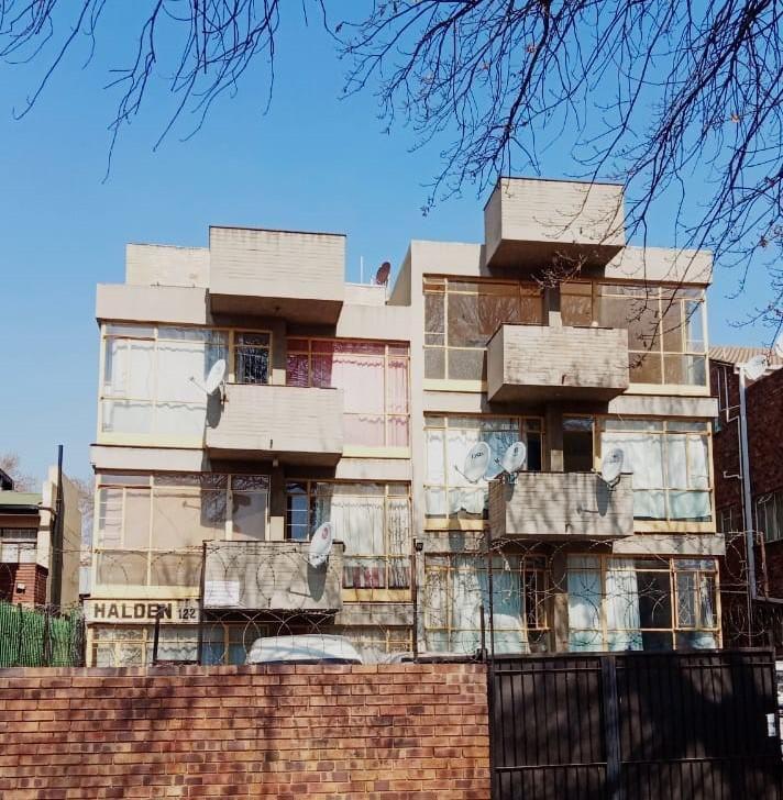 1 Bedroom Apartment / flat to rent in Bellevue 122 Frances Street