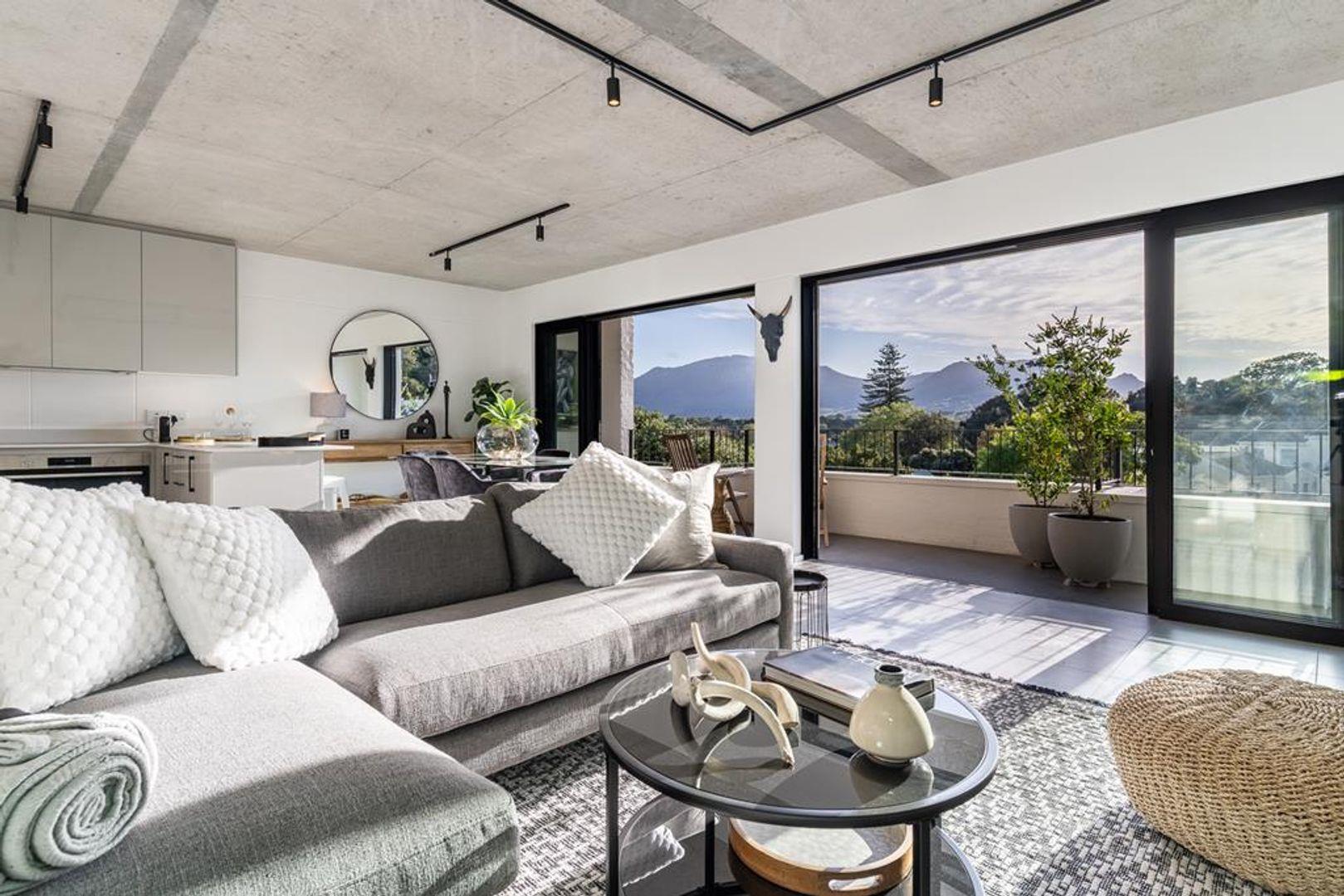 Southern Suburbs Property Apartment / flat to rent in Southern