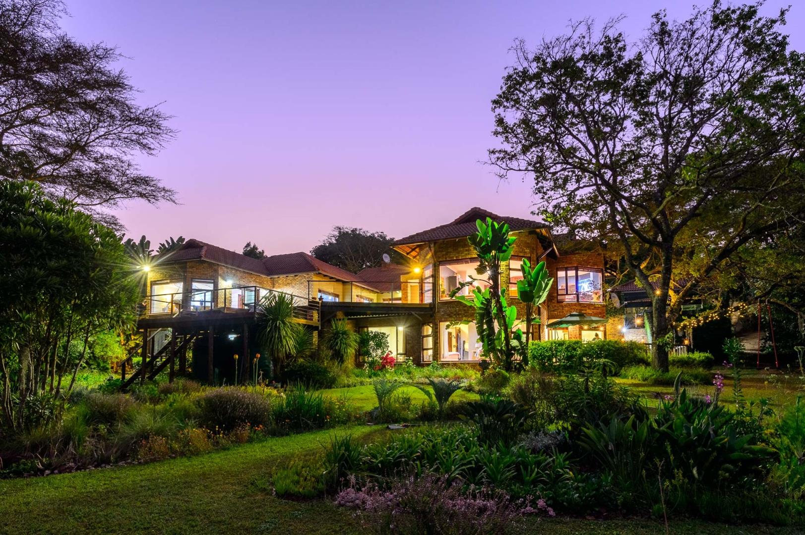 7 Bedroom House for sale in White River Country Estate 36 Bayhill