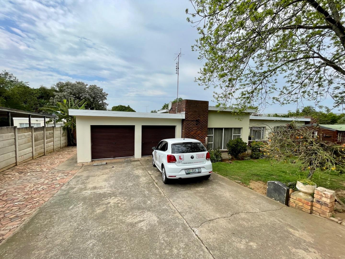 Kingswood Property Property and houses for sale in Kingswood