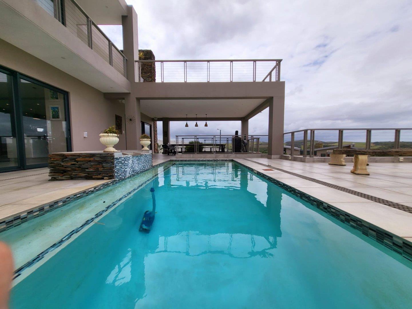 4 Bedroom House for sale in Freeland Park P24112011649