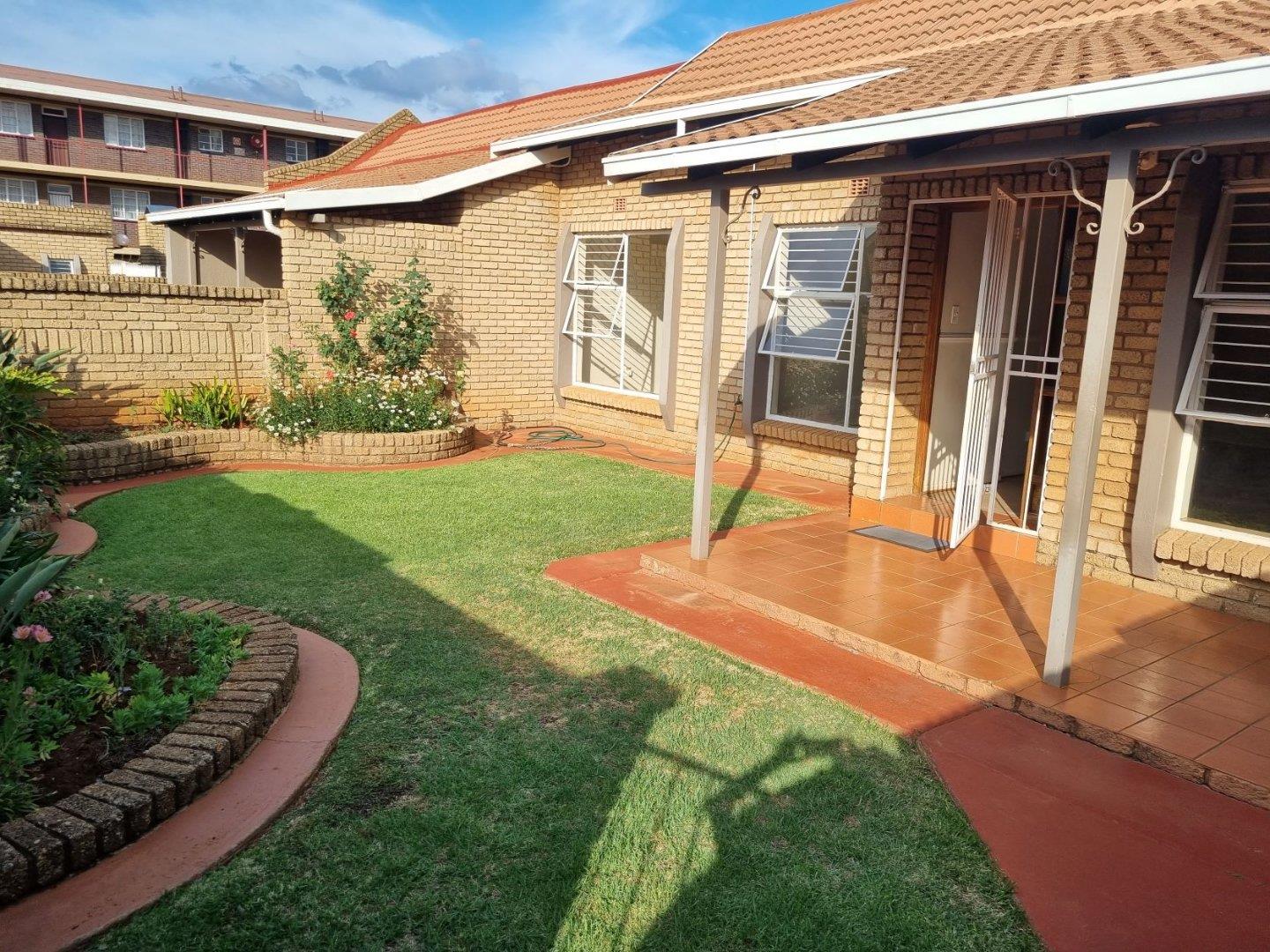 3 Bedroom Apartment / flat for sale in Carletonville Central P24