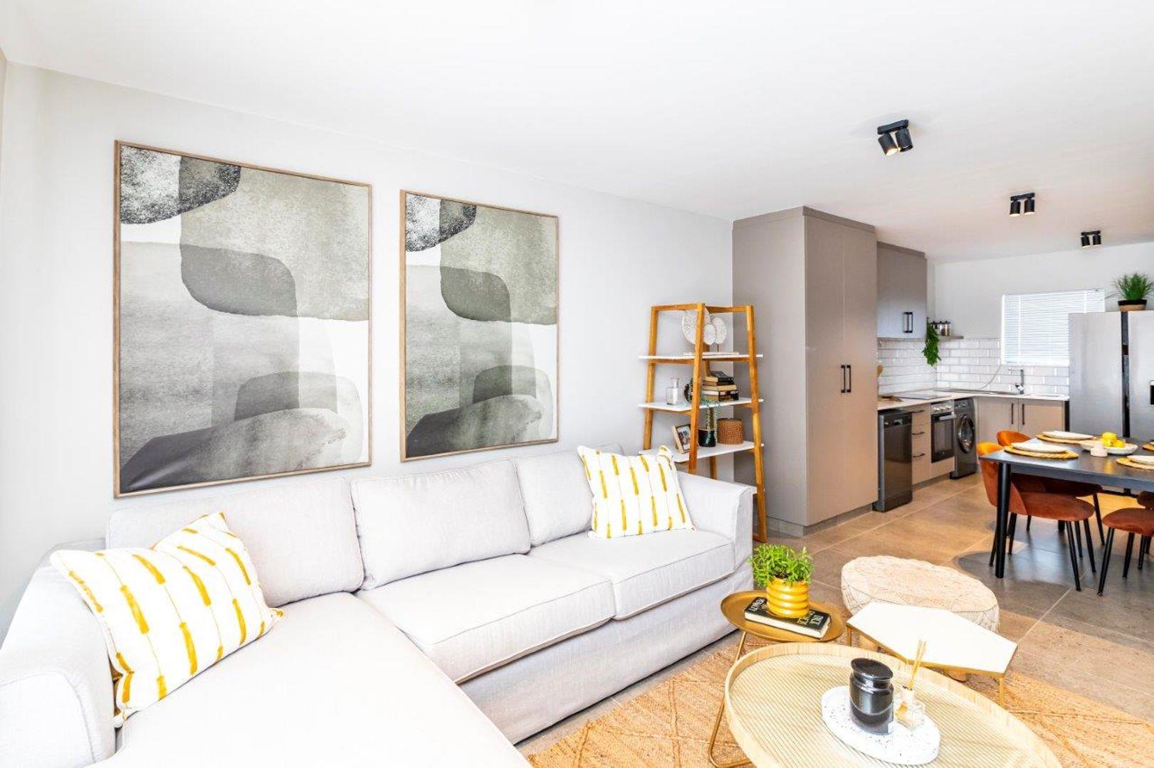 2 Bedroom Townhouse for sale in Nahoon Valley Park P24112059413