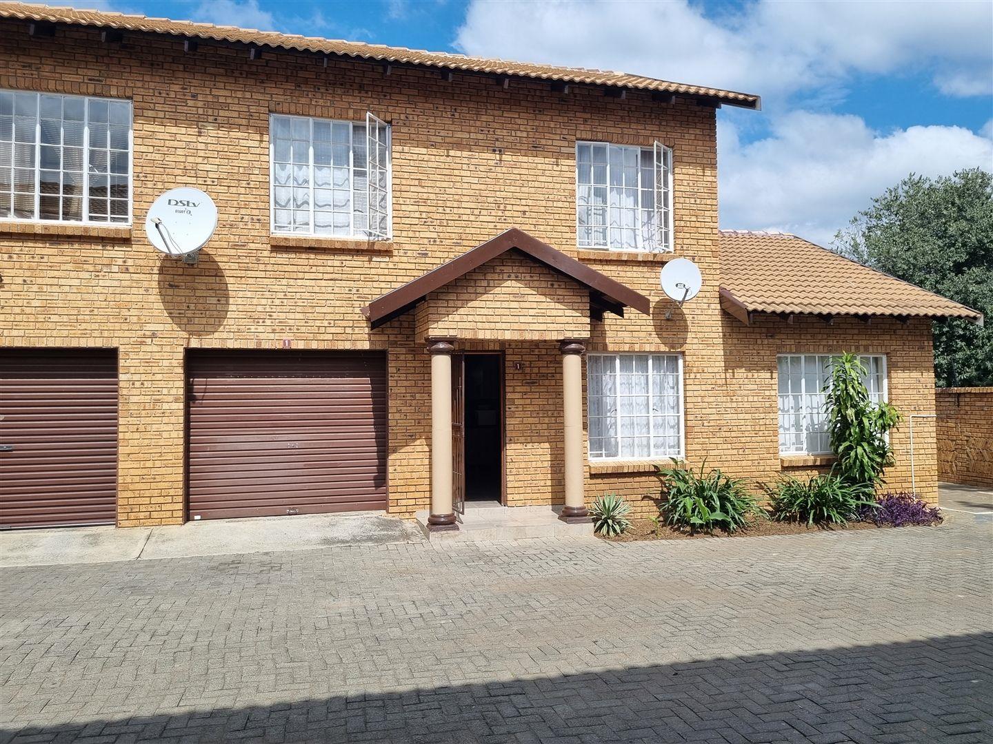Apartments / flats for sale in Rustenburg Rustenburg Property