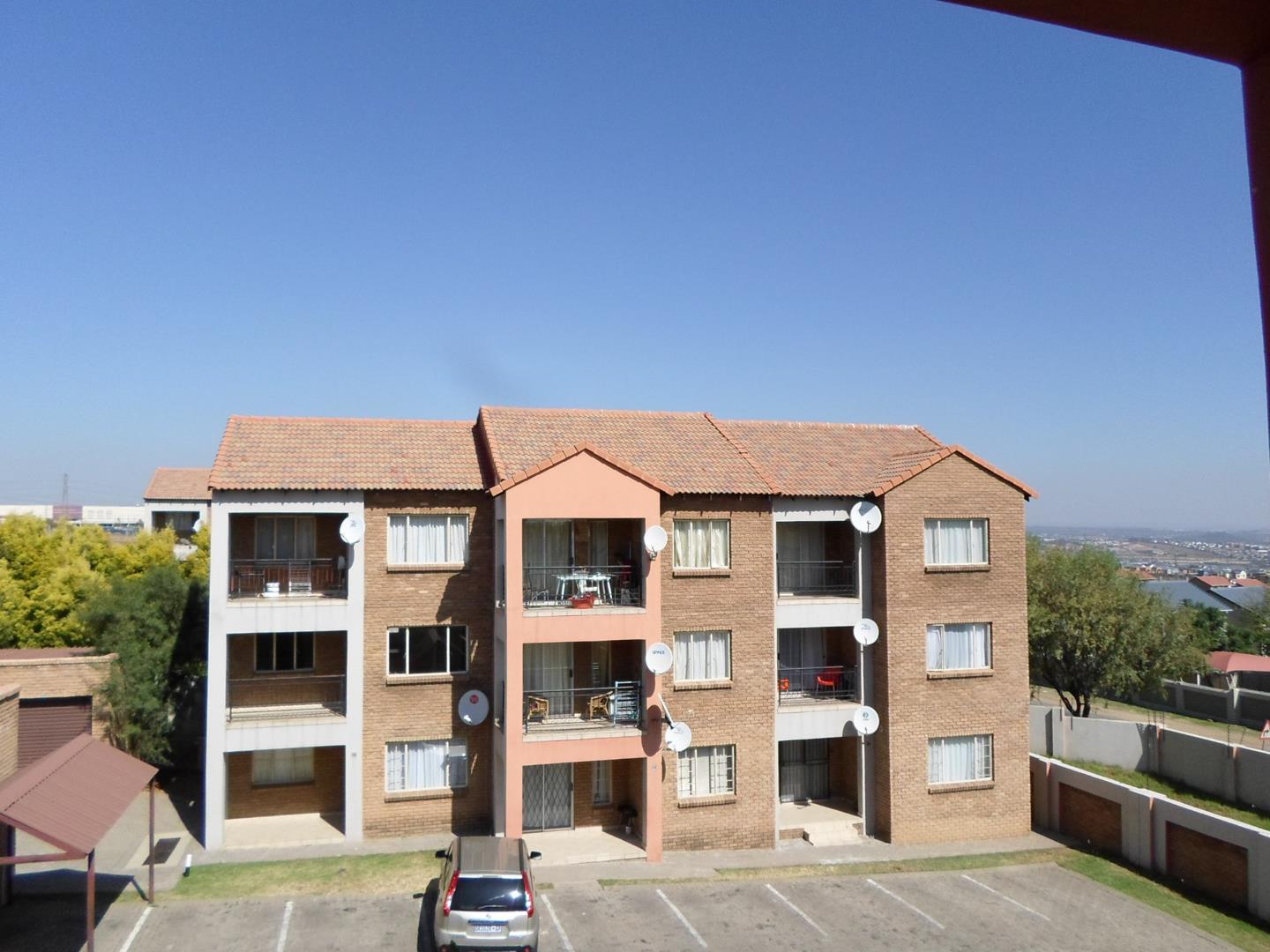 Townhouses for sale in Midrand Midrand Property