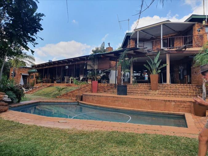 Farm for Sale in Groenkloof AH