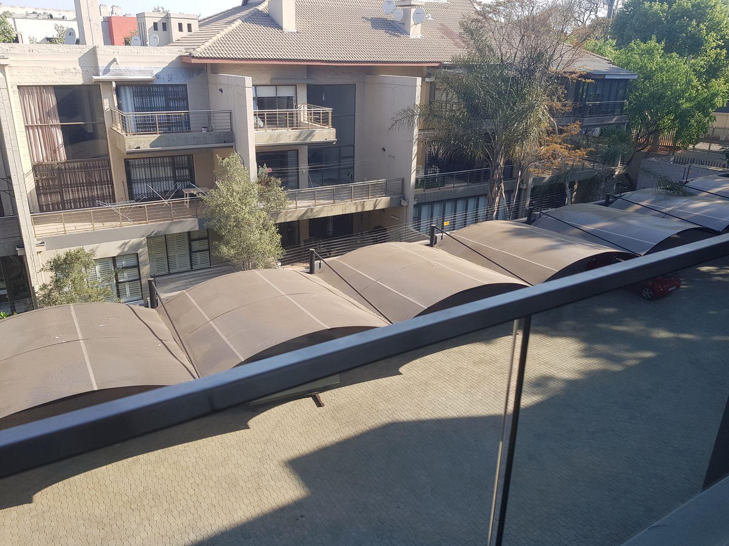 3 Bedroom Apartment / flat to rent in Houghton Estate P24112026553