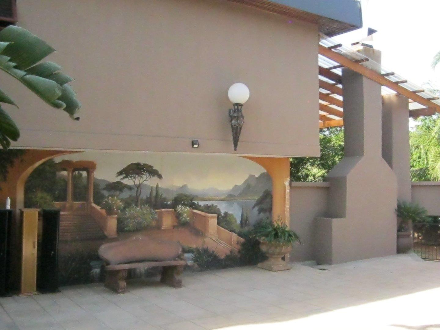 7 Bedroom House for sale in Erasmusrand P24108006178