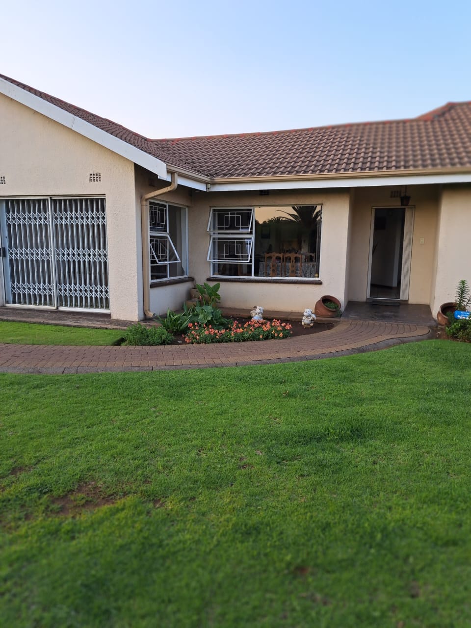 Arcon Park Property Houses for sale in Arcon Park