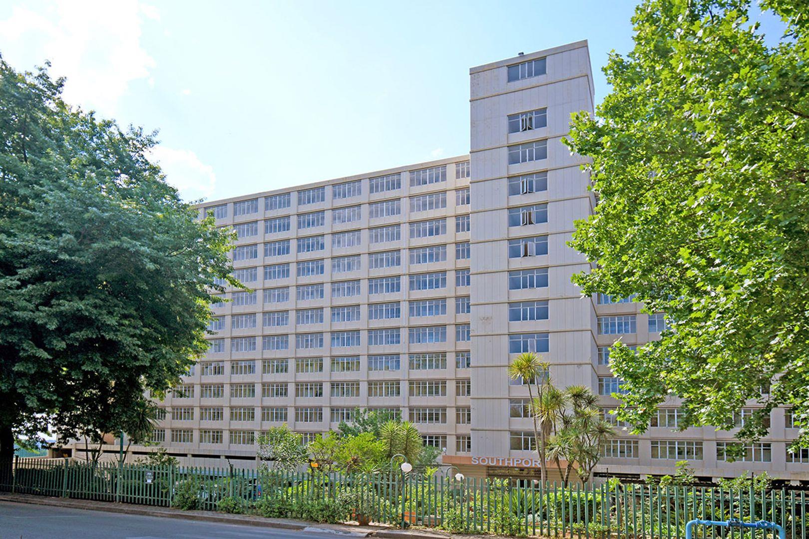 Bedford Gardens Property Property and houses for sale in Bedford