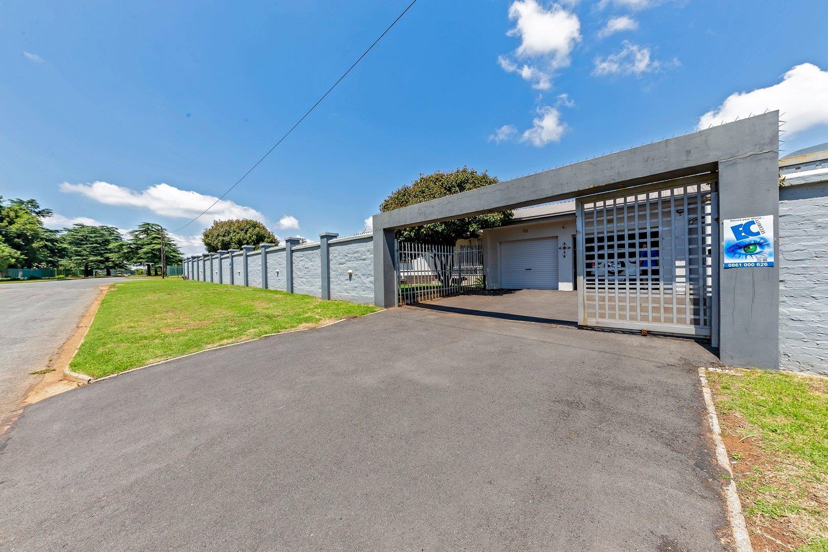 Monument Property Property and houses for sale in Monument