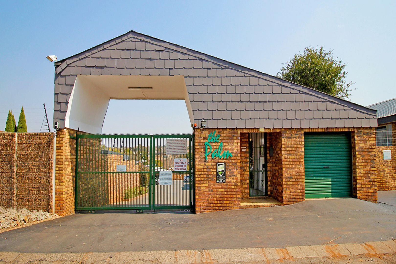 2 Bedroom Townhouse for sale in Eastleigh 3 The Palm, 21 Main Road