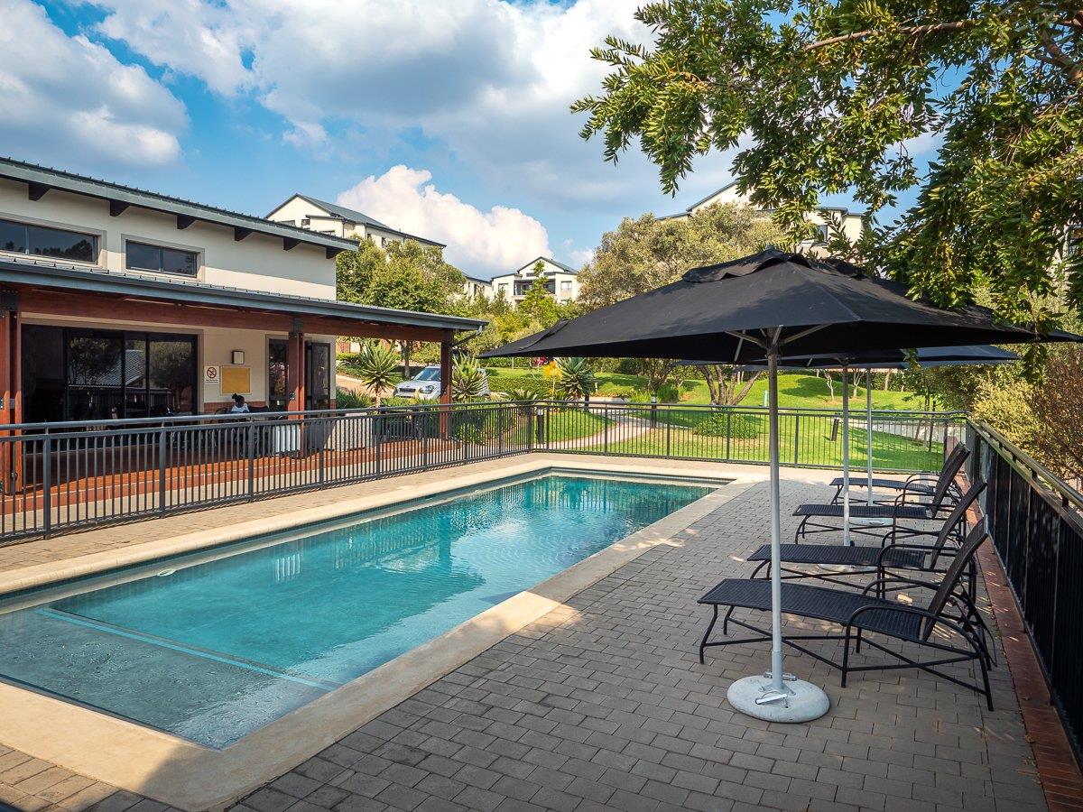 Crowthorne Ah Property Property and houses to rent in Crowthorne Ah