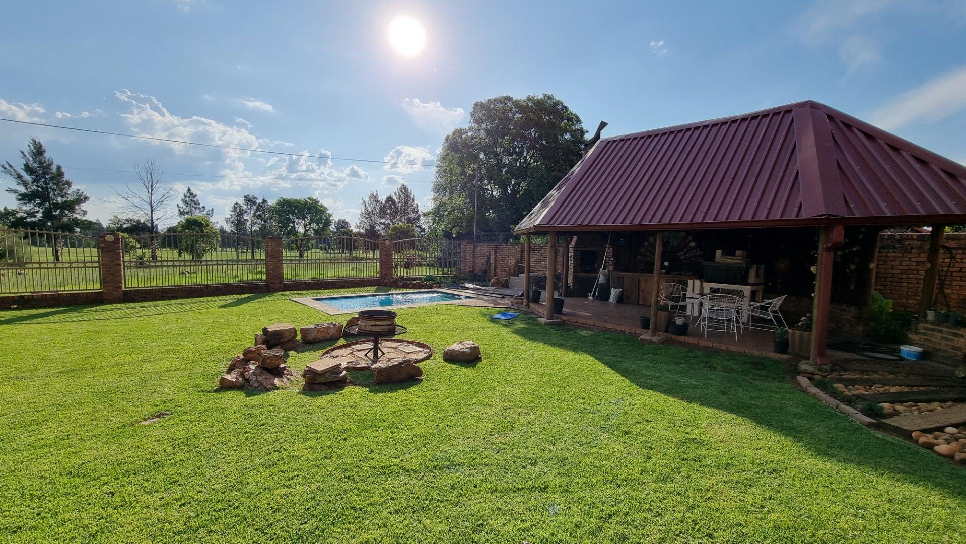 4 Bedroom House for sale in Golf Park P24112045584