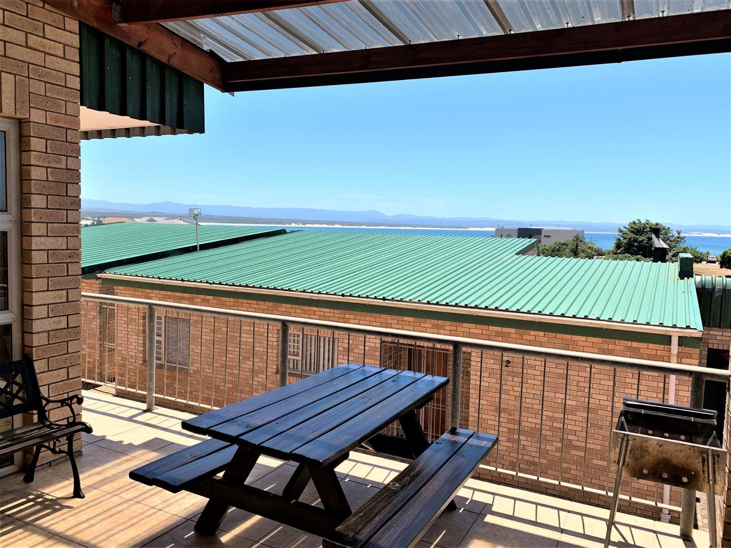 Wavecrest, Jeffreys Bay Property Property and houses to rent in