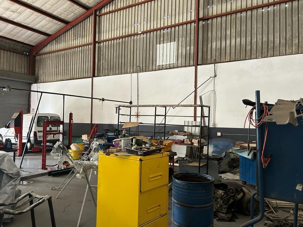 Industrial property to rent in Phoenix Industrial P24112047672